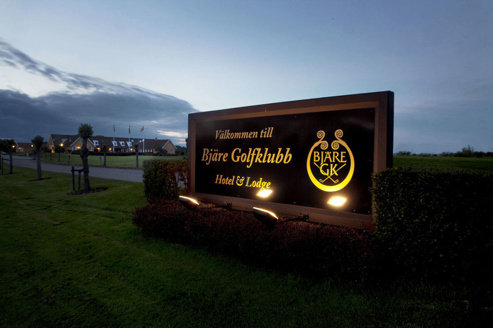 Bjaere Golfklubb Hotel & Lodge โบสตัด ภายนอก รูปภาพ